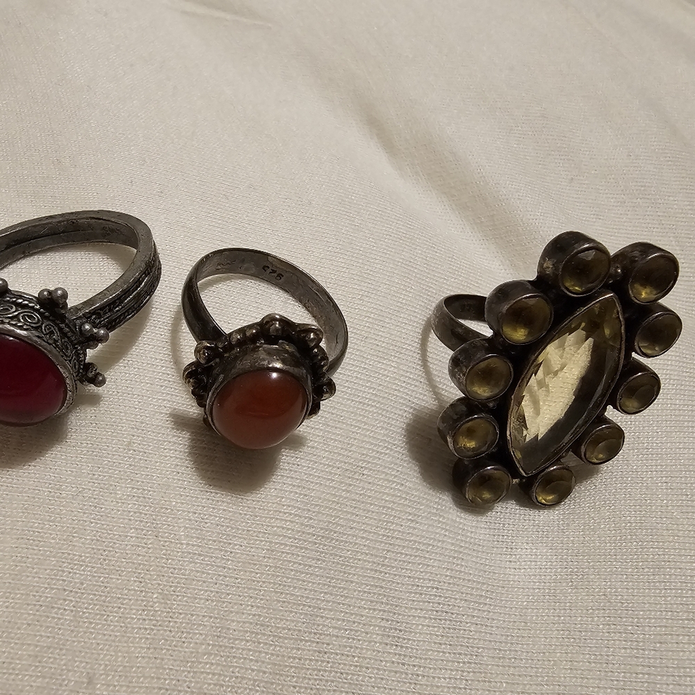 Bundle - Rings & Pendant - Picture 2 of 10